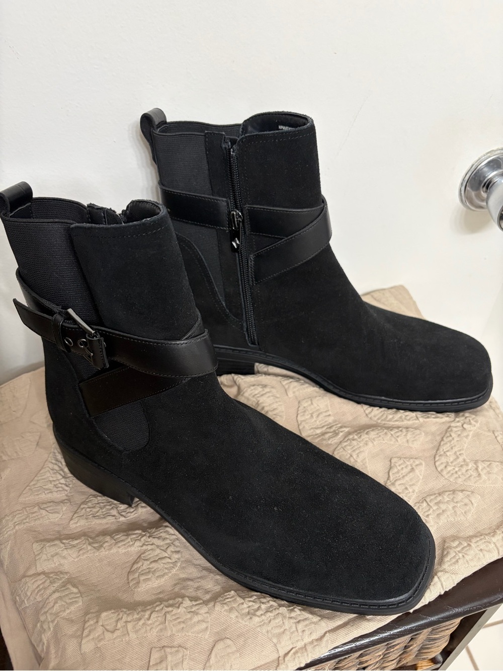Donald Pliner Mathilda Black Bootie